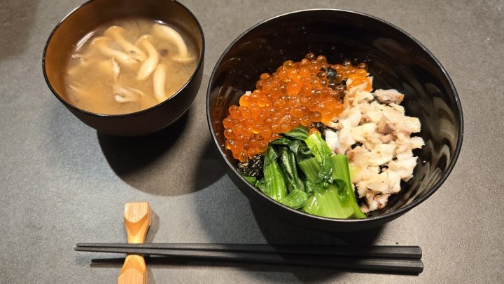 三色丼 味噌汁 夜ご飯 簡単 時短 献立 一覧 サムネイル