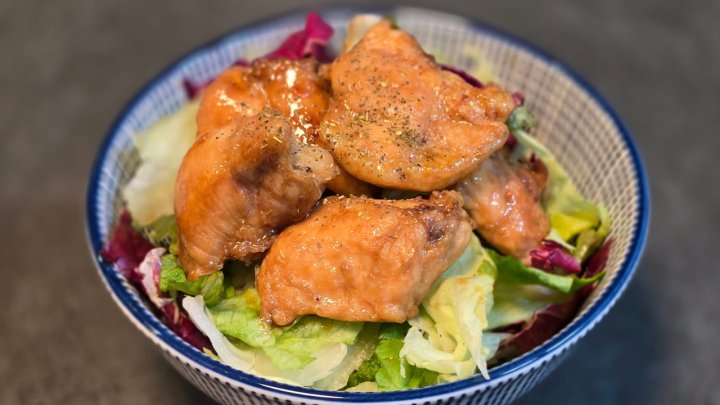 照り焼き丼 鶏もも肉レシピ 丼ごはん 簡単ごはん おうちごはん 今日のごはん 家庭料理 がっつりごはん 時短レシピ フライパン料理 和食ごはん 丼レシピ 鶏ももレシピ 簡単レシピ 甘辛レシピ レシピ 一覧 サムネイル
