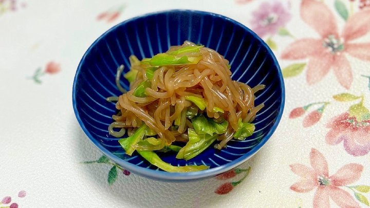 お弁当 キャベツ しらたき 簡単 白滝 作り置き ヘルシー ピリ辛 甘辛 キャベツレシピ しらたきレシピ ピリ辛おかず 作り置きヘルシー 簡単炒め物 お弁当おかず 野菜たっぷり 豆板醤レシピ ダイエットごはん 節約レシピ レシピ 一覧 サムネイル