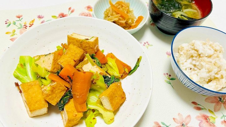 厚揚げレシピ チャンプルー献立 節約ごはん 家庭料理 簡単炒め物 切り干し大根 味噌汁献立 晩ごはん献立 栄養満点ごはん 時短レシピ おうち定食 彩りごはん 冷蔵庫整理レシピ ヘルシー献立 バランス献立 献立 一覧 サムネイル