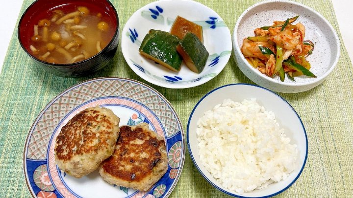 つくねレシピ ネギ味噌 和風献立 きのこ料理 かぼちゃの煮物 和食ごはん なめこの味噌汁 夕飯献立 ヘルシー定食 おうちごはん 簡単夕食 ボリューム献立 家族ごはん 和食好 献立 一覧 サムネイル