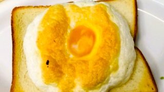 エッグインクラウド  ふわふわ トースト 朝ご飯 ランチ ブランチ チーズ 卵 レシピ 一覧 サムネイル